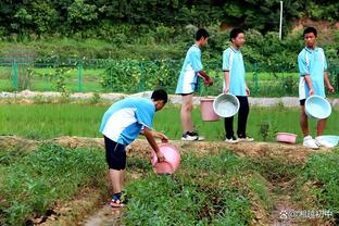 ?美记：奎克利想打首发控卫 理想年薪2500-3000万与布伦森相似